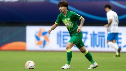  门兴格拉德巴赫默契配合，主场两球击败科隆显底蕴