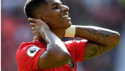  曼联逆转绝杀西汉姆，拉什福德补时世界波定乾坤  