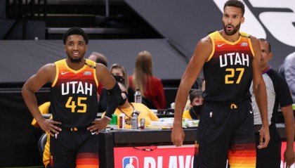  三球24+12黄蜂终结骑士连胜  