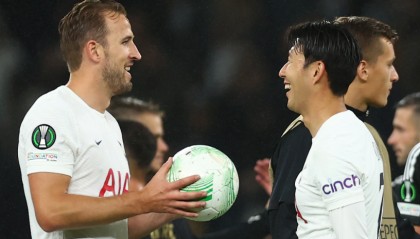  兰斯青训小将替补登场上演帽子戏法  