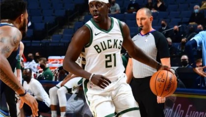  贝恩三分绝杀命中，灰熊主场险胜快船队