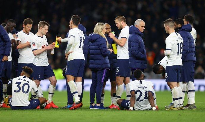  热刺青年军惊艳亮相足总杯  