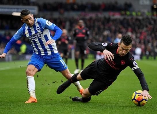  罗德兹升班马斗志昂扬，硬碰硬对话不落下风